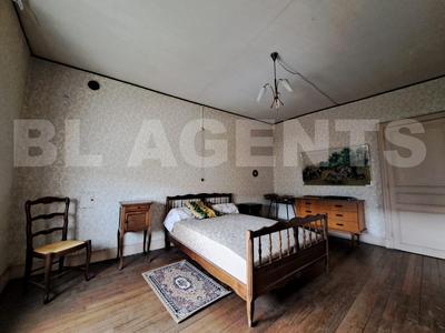 Maison - 122 m² - 6 pièces