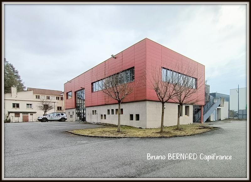 Local commercial - 390 m² - 10 pièces