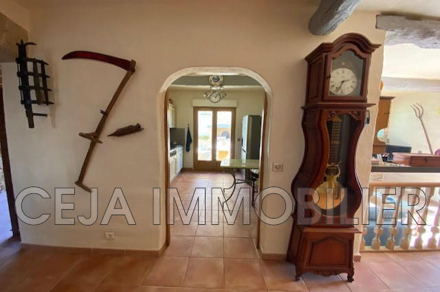 Maison - 185 m² - 7 pièces