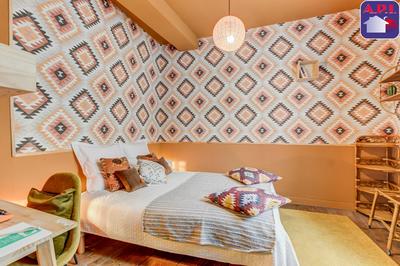 Maison - 433 m² - 14 pièces