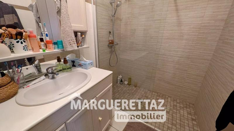 Appartement - 93 m² - 3 pièces