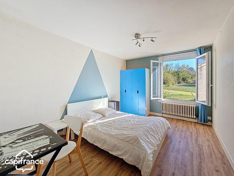 Maison - 449 m² - 18 pièces