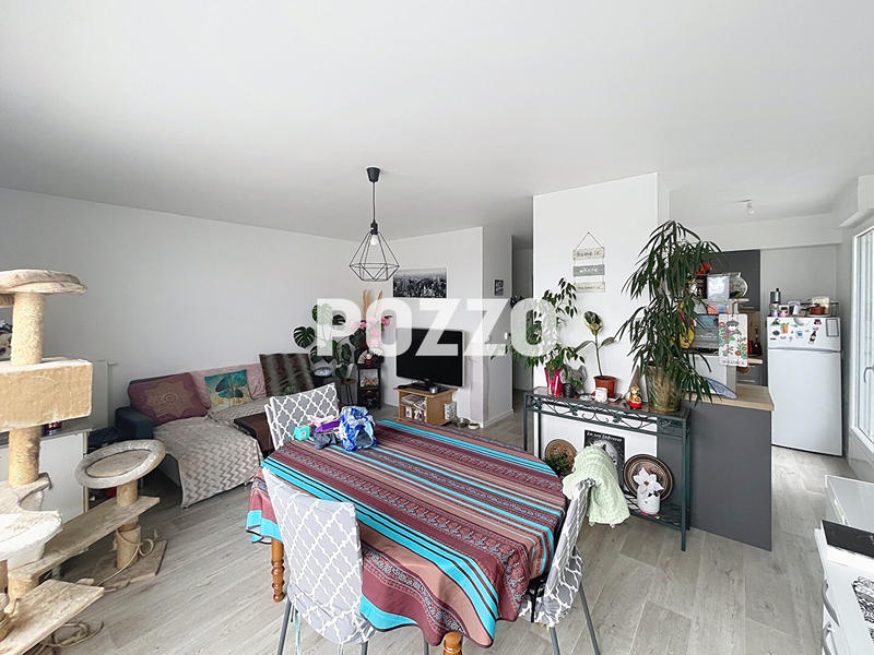 Appartement - 80 m² - 4 pièces