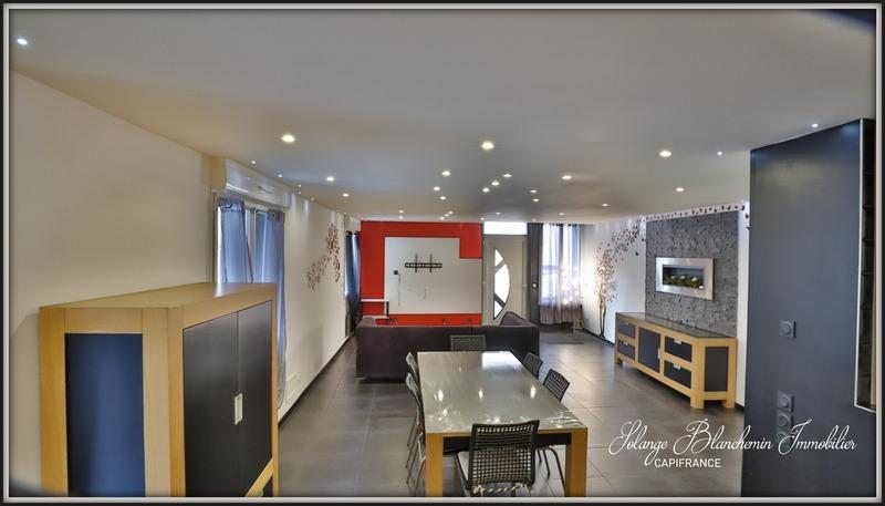 Maison traditionnelle - 175 m² - 7 pièces