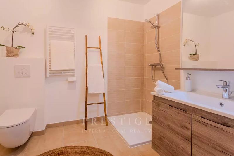 Appartement - 75 m² - 4 pièces