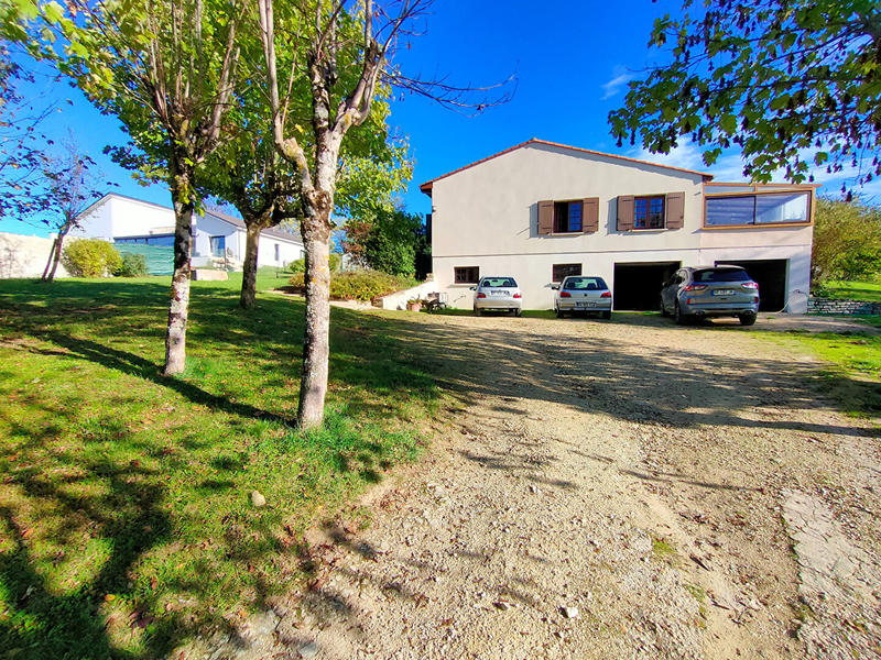 Maison - 136 m² - 5 pièces