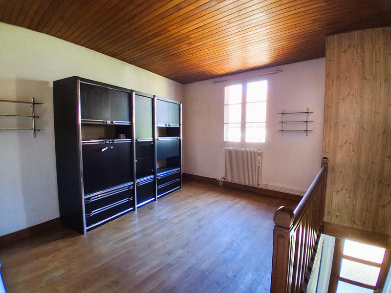 Maison - 143 m² - 5 pièces