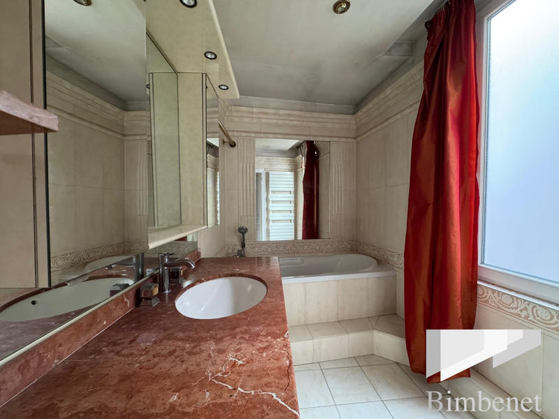 Appartement - 124 m² - 5 pièces