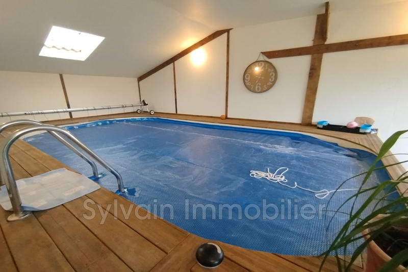 Maison - 264 m² - 14 pièces