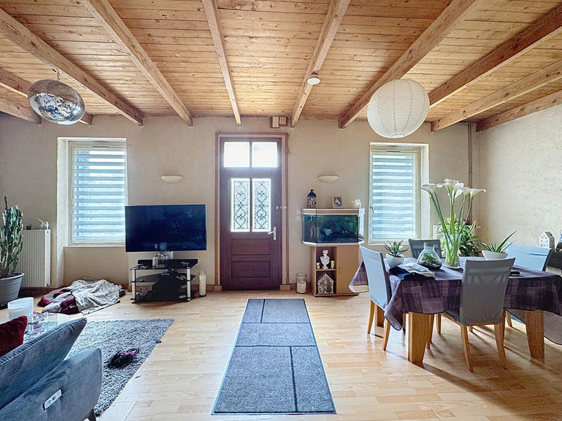 Maison - 91 m² - 5 pièces