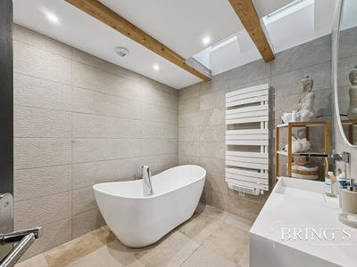 Maison - 154 m² - 5 pièces