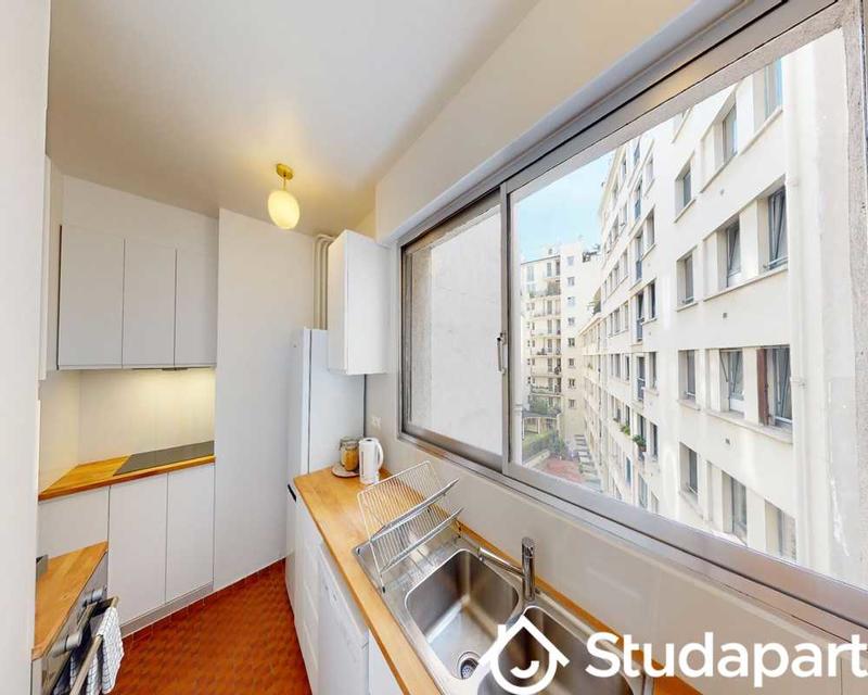 Chambre - 90 m² - 1 pièce