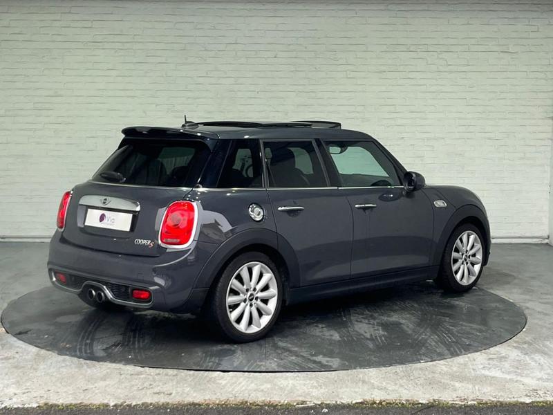 Mini 5 portes Hatch F55 Cooper s 192 ch Bva6 Finition Exquisite