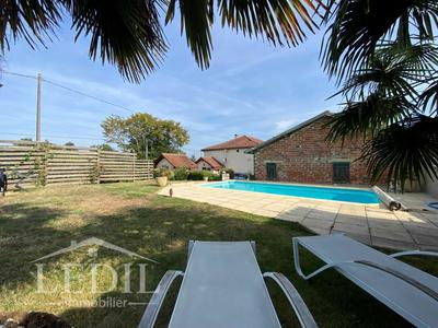 Maison de village - 88 m² - 4 pièces