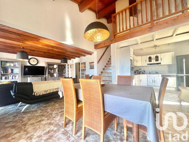 Maison - 150 m² - 5 pièces