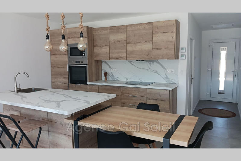 Villa - 102 m² - 4 pièces