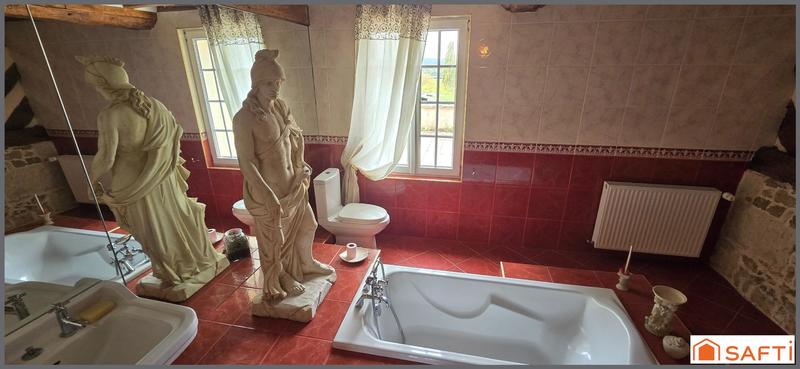 Maison - 315 m² - 6 pièces