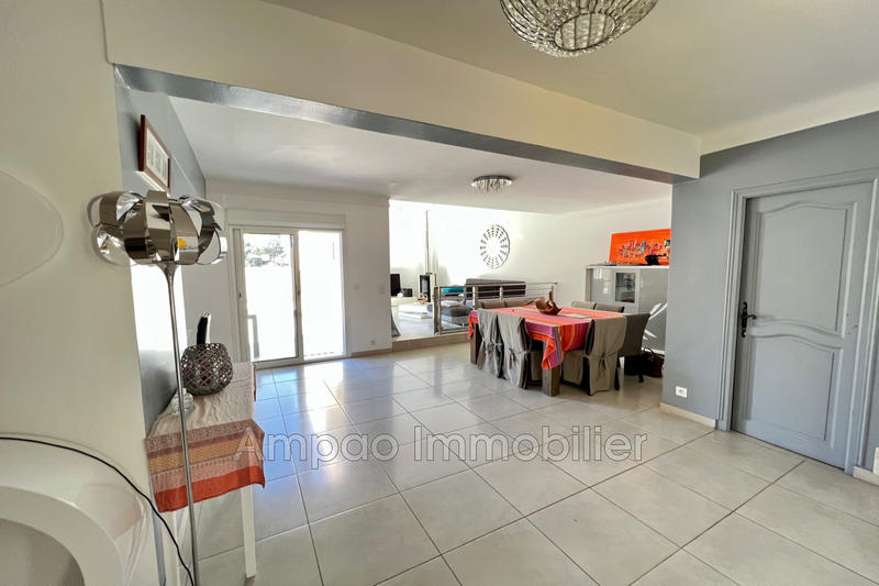 Maison - 137 m² - 5 pièces