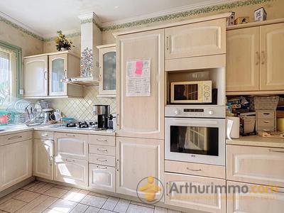 Maison - 85 m² - 4 pièces