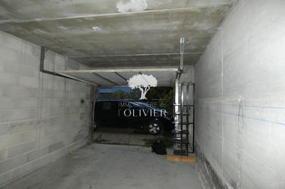 Parking / Garage - 17 m²