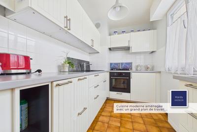 Maison - 91 m² - 5 pièces