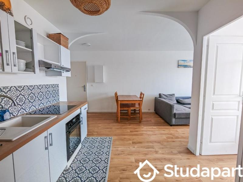 Chambre - 13 m² - 1 pièce