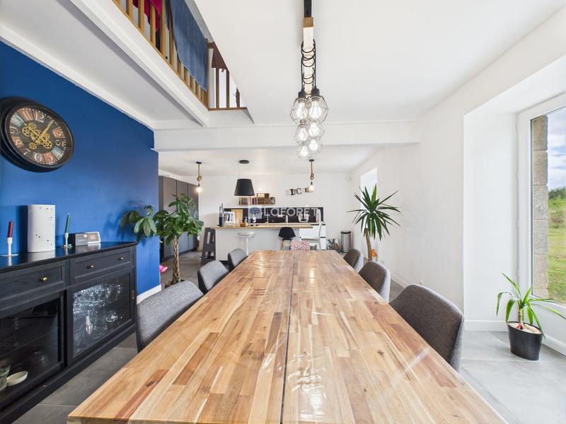 Maison - 111 m² - 4 pièces