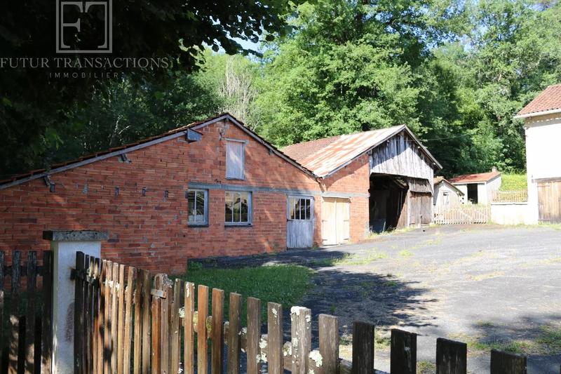 Maison - 199 m² - 8 pièces