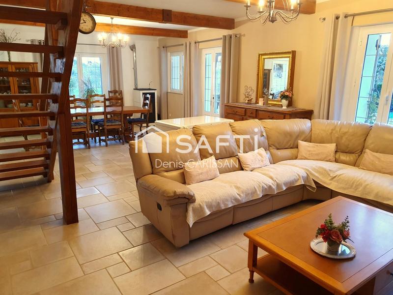 Maison - 316 m² - 13 pièces