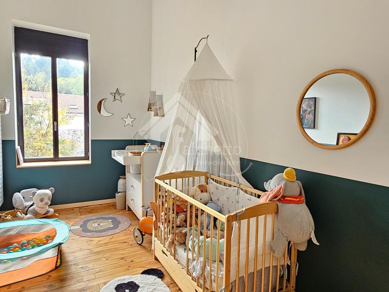 Appartement - 133 m² - 5 pièces