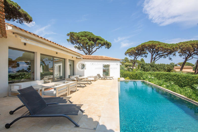 Villa - 240 m² - 6 pièces