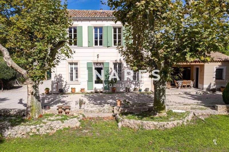 Bastide - 280 m² - 7 pièces