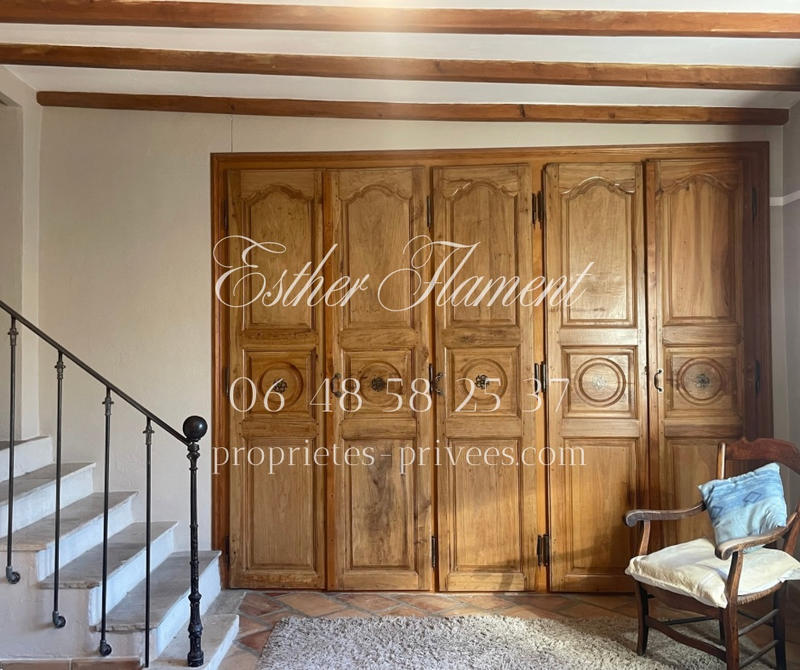 Maison - 213 m² - 6 pièces