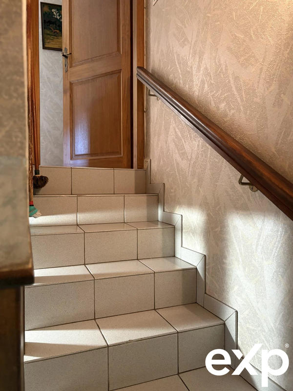 Maison - 152 m² - 7 pièces