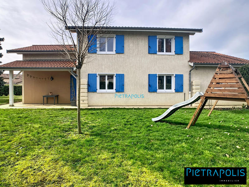 Maison - 133 m² - 6 pièces