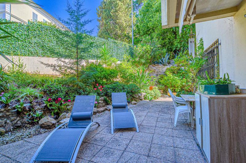 Appartement - 90 m² - 3 pièces