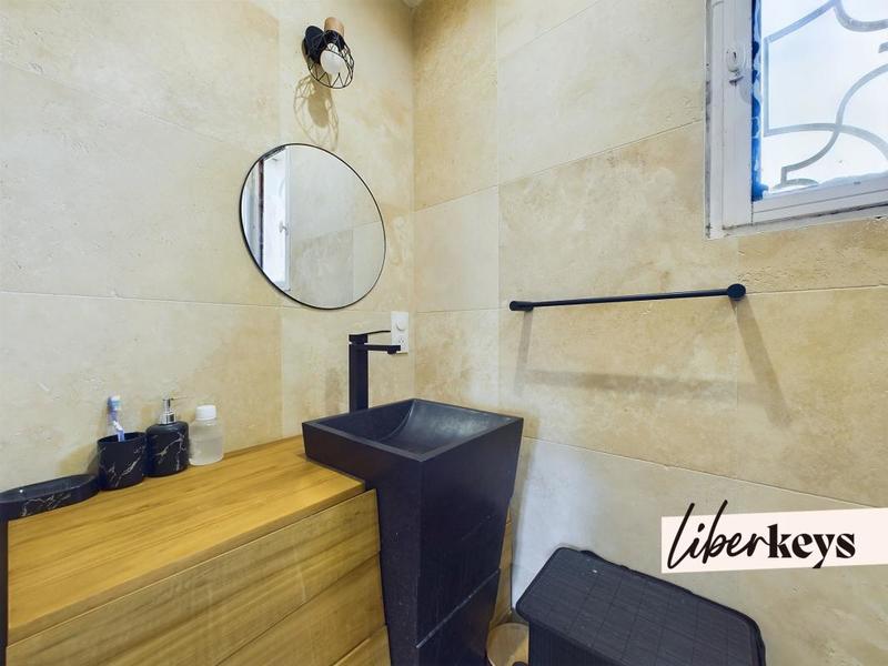 Maison - 280 m² - 7 pièces