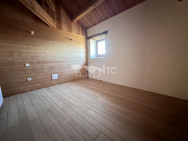 Corps de ferme - 329 m² - 16 pièces