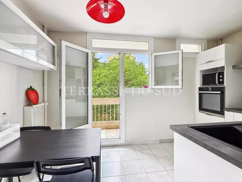 Appartement - 135 m² - 7 pièces