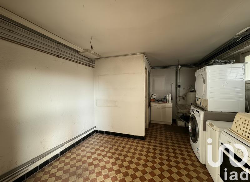 Maison - 200 m² - 8 pièces