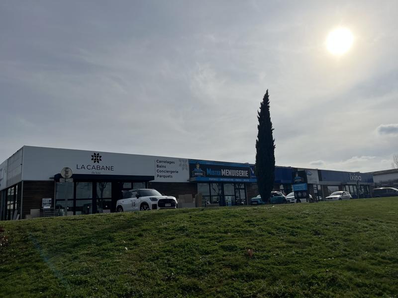 Local commercial - 278 m²