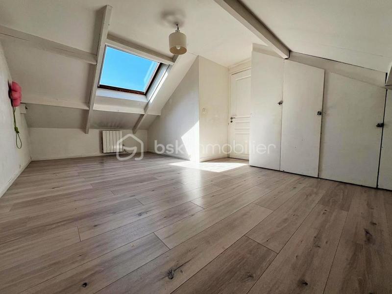 Maison - 80 m² - 5 pièces