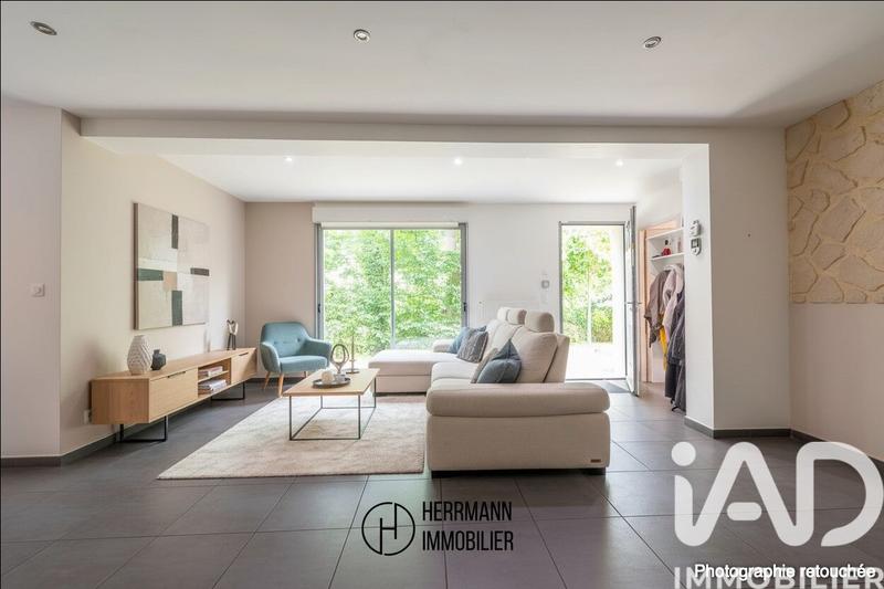 Maison - 120 m² - 5 pièces