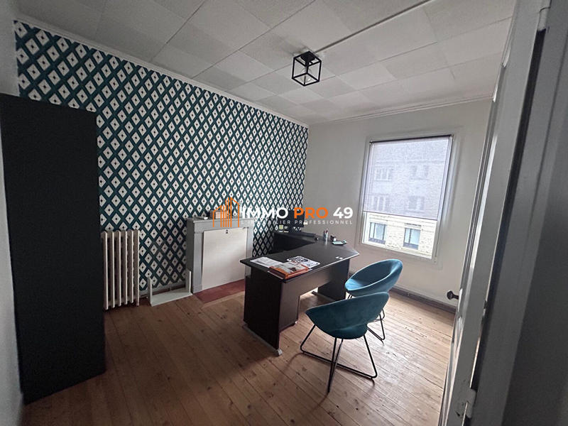 Local commercial - 120 m² - 5 pièces