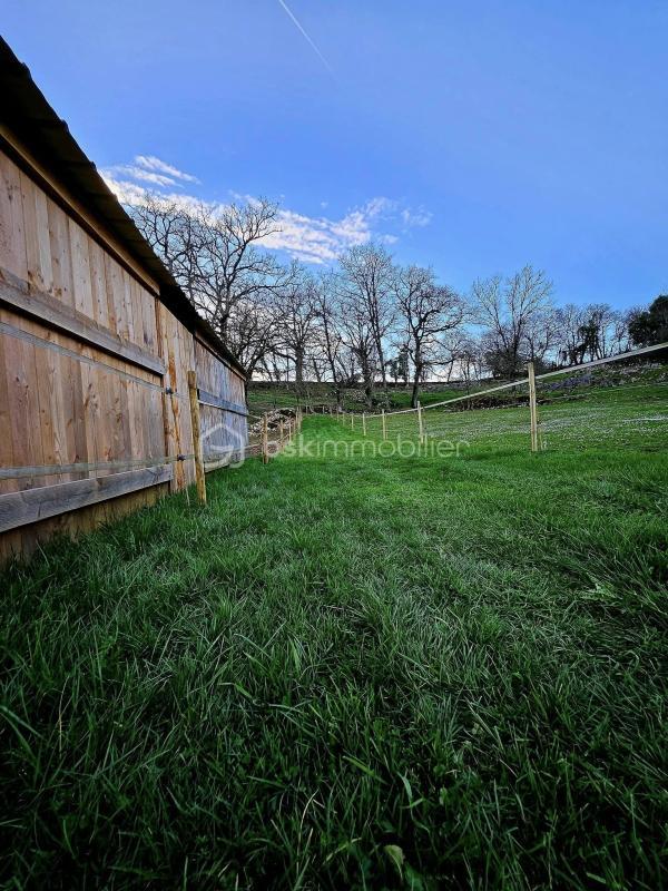 Maison chambre d'hôtes - 490 m² - 12 pièces