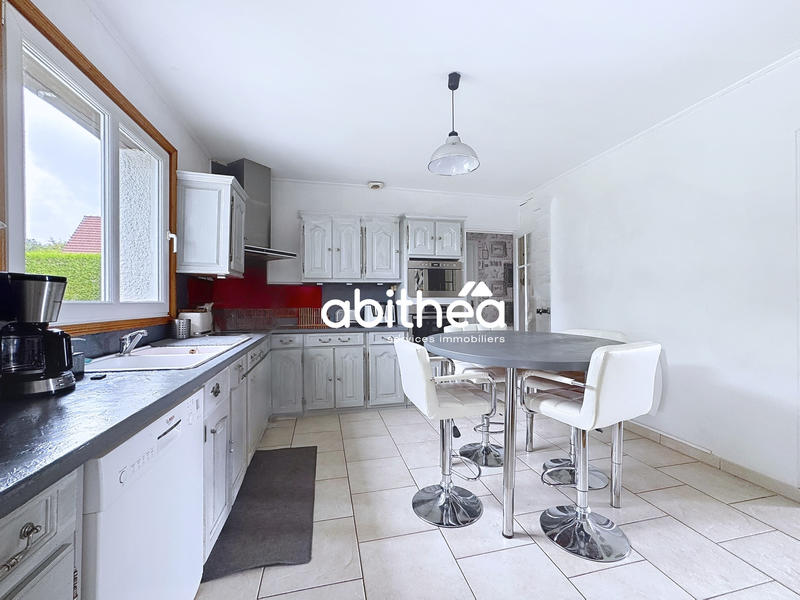 Maison - 188 m² - 8 pièces