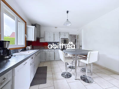 Maison - 188 m² - 8 pièces