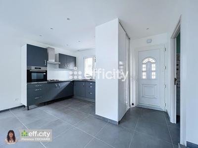 Maison - 100 m² - 4 pièces