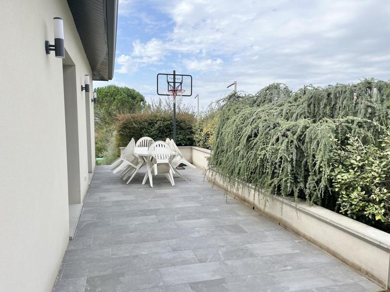 Maison - 182 m² - 6 pièces