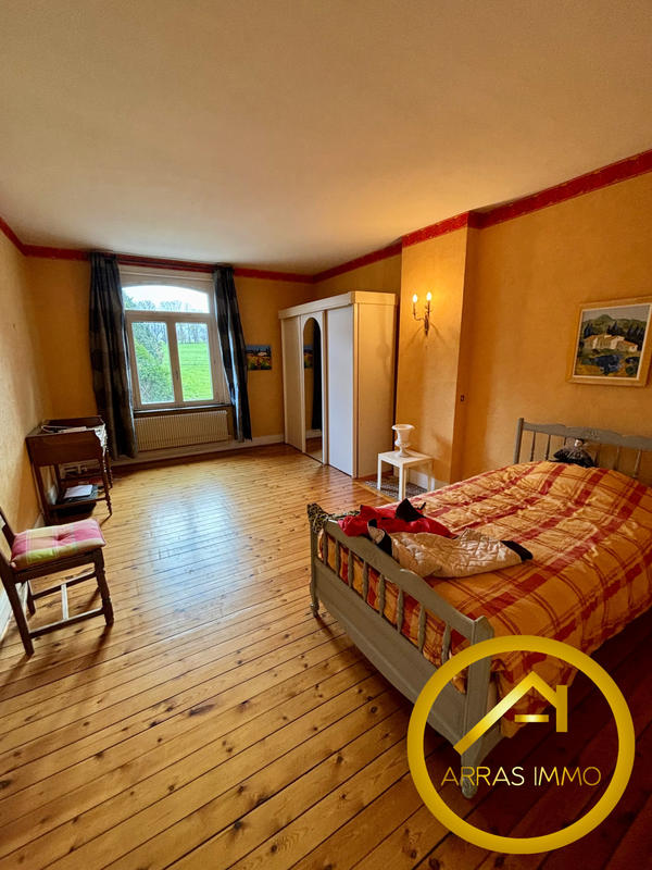 Maison - 192 m² - 6 pièces